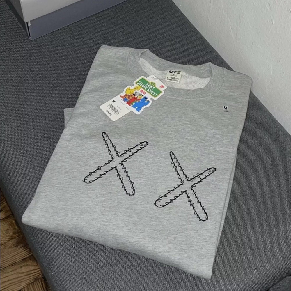 KAWS x Uniqlo x Sesame Street Grey Crewneck